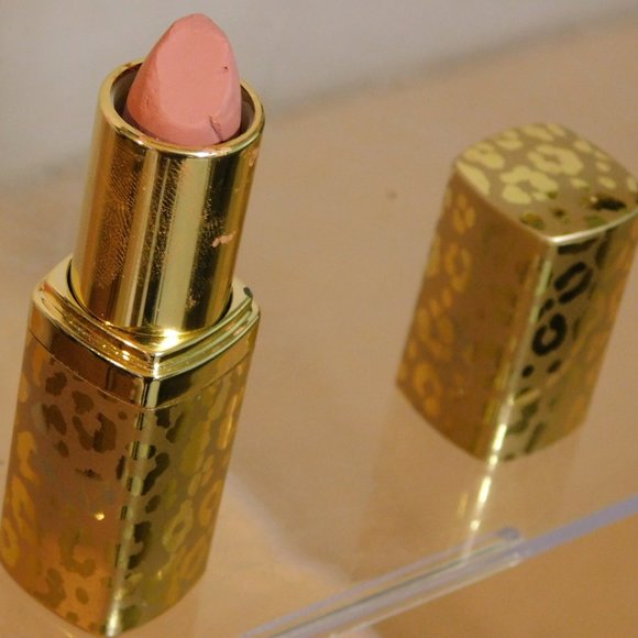 REVOLUTION PRO NEW NEUTRAL SATIN MATTE LIPSTICK - Picture 4 of 7